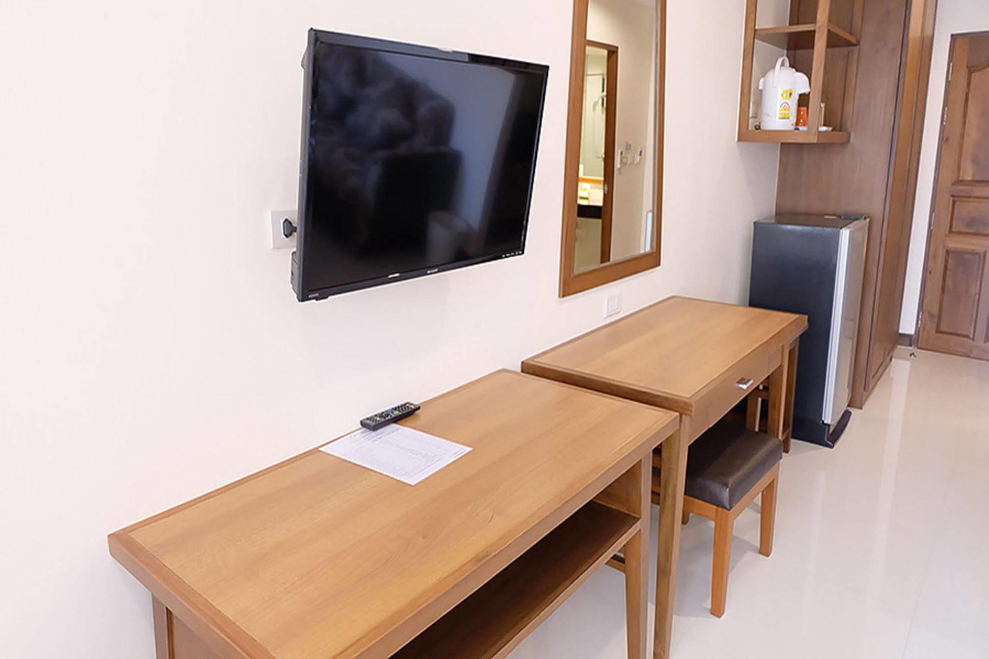 D Hotel Pattaya Ngoại thất bức ảnh
