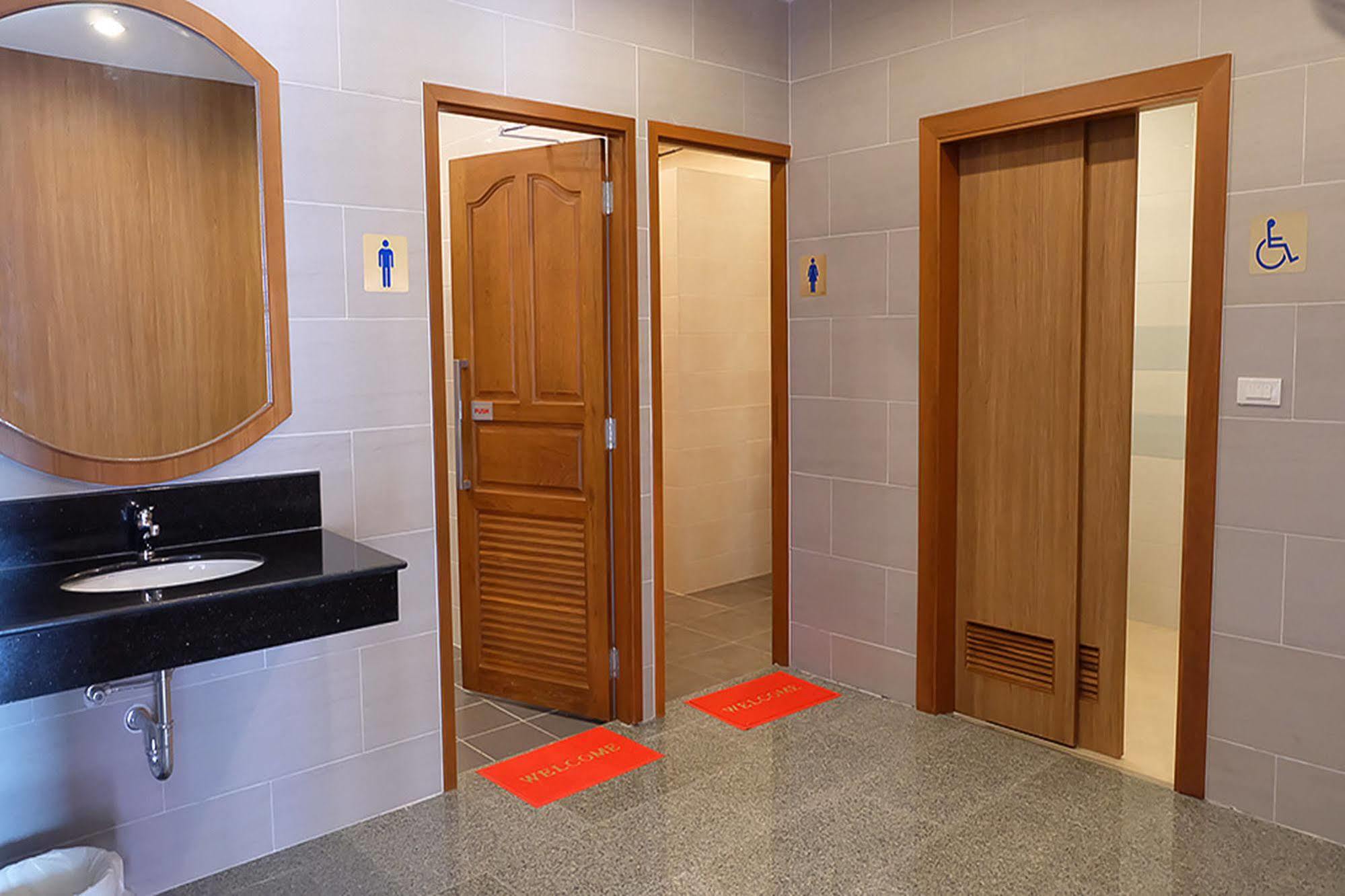D Hotel Pattaya Ngoại thất bức ảnh